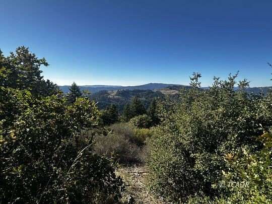 163 Acres of Land for Sale in Blue Lake, California