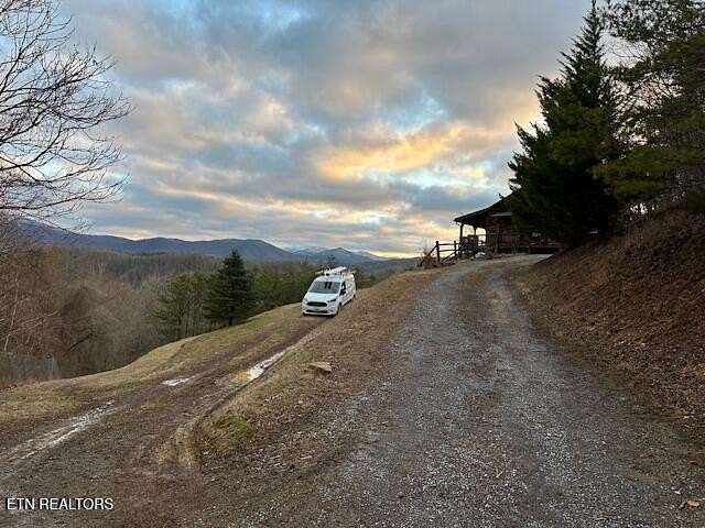 20.6 Acres of Land with Home for Sale in Del Rio, Tennessee