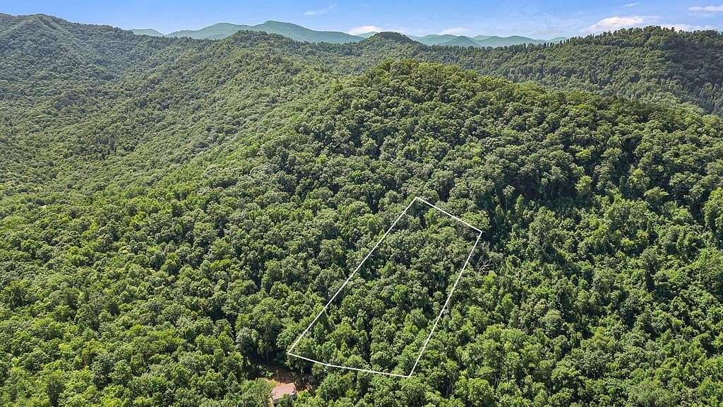 0.92 Acres of Land for Sale in Franklin, North Carolina