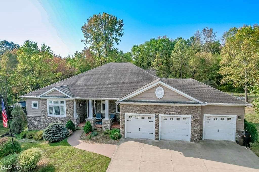 4 Acres of Residential Land with Home for Sale in Canton, Ohio