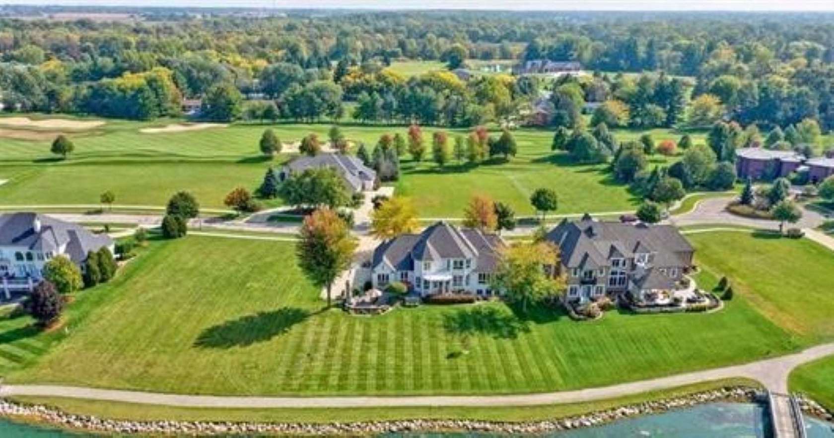 0.45 Acres of Residential Land for Sale in Freeland, Michigan