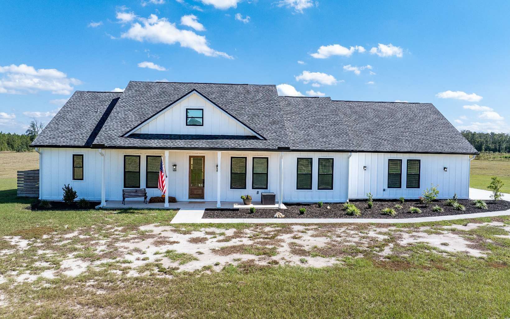 20 Acres of Agricultural Land with Home for Sale in Live Oak, Florida