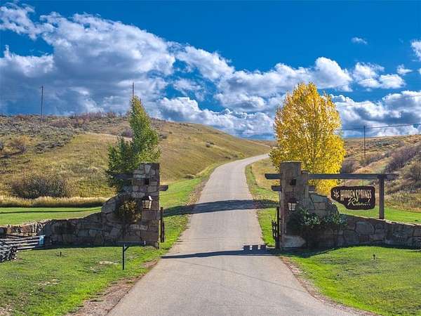 5 Acres of Land for Sale in Hayden, Colorado