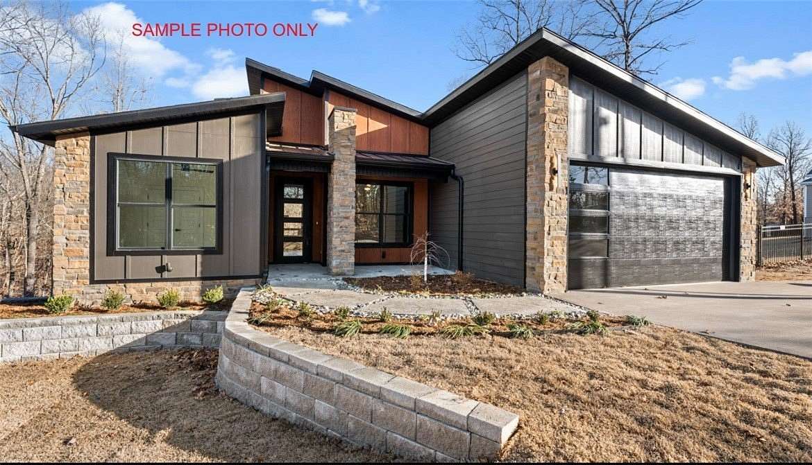 5.58 Acres of Land with Home for Sale in Bentonville, Arkansas