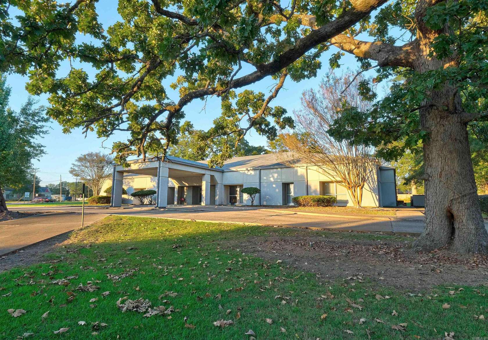 2.54 Acres of Improved Commercial Land for Sale in Magnolia, Arkansas