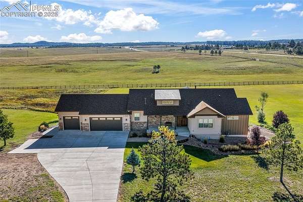 2.52 Acres of Residential Land with Home for Sale in Monument, Colorado