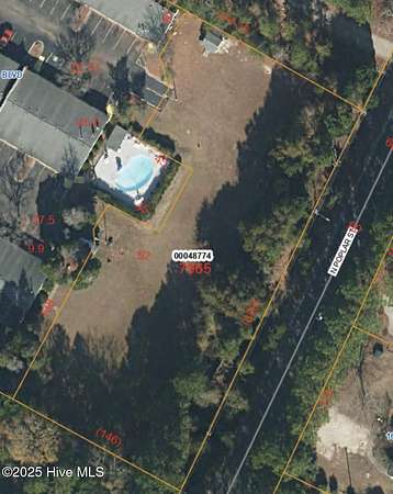 0.99 Acres of Commercial Land for Sale in Aberdeen, North Carolina