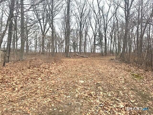 7.14 Acres of Residential Land for Sale in Bozrah Town, Connecticut