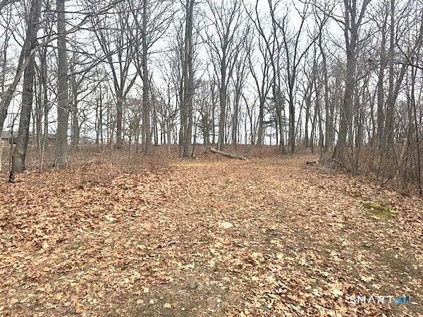 7.14 Acres of Residential Land for Sale in Bozrah Town, Connecticut