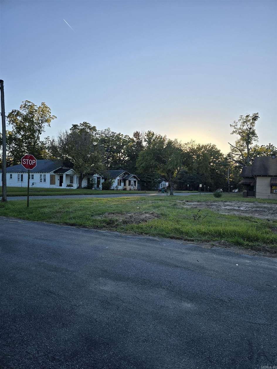 0.33 Acres of Residential Land for Sale in Pine Bluff, Arkansas