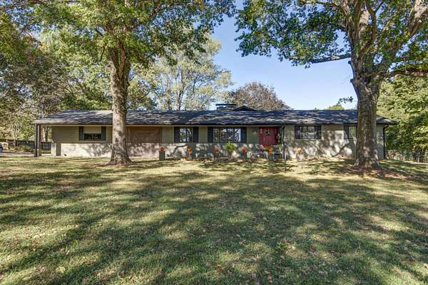 2.36 Acres of Residential Land with Home for Sale in Springfield, Missouri