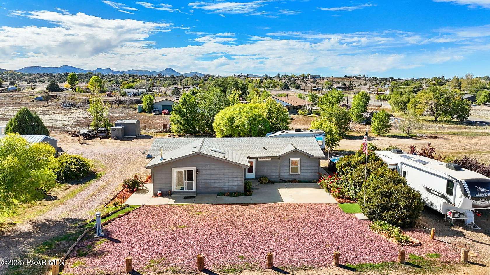 2.5 Acres of Residential Land with Home for Sale in Paulden, Arizona