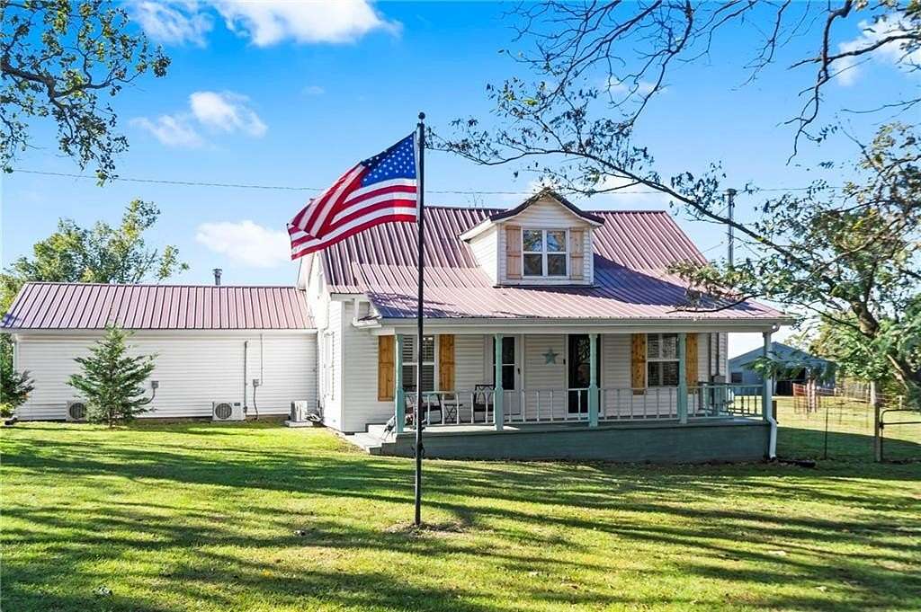 4 Acres of Residential Land with Home for Sale in Rogers, Arkansas