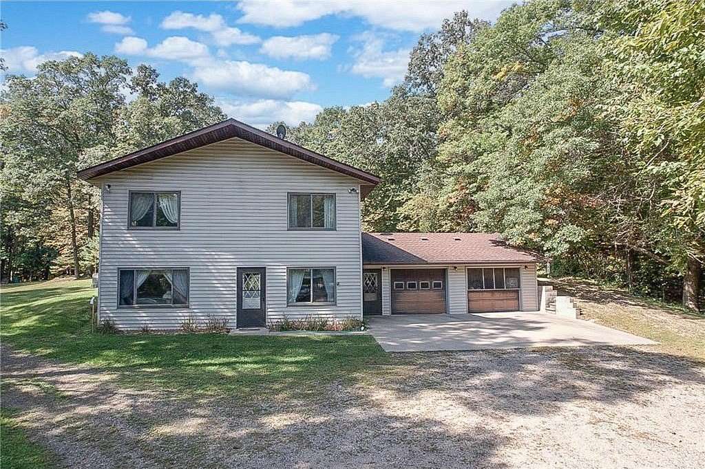 8.5 Acres of Residential Land with Home for Sale in Fair Haven Township, Minnesota