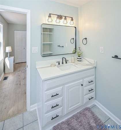 2.59 Acres of Residential Land with Home for Sale in King William, Virginia