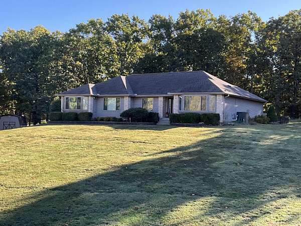 1.72 Acres of Residential Land with Home for Sale in West Plains, Missouri