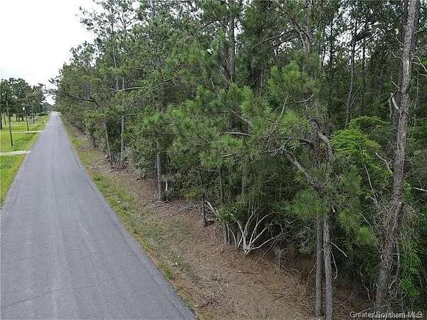 4.28 Acres of Land for Sale in DeQuincy, Louisiana