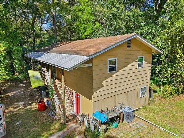 3.75 Acres of Residential Land with Home for Sale in Brooksville, Florida