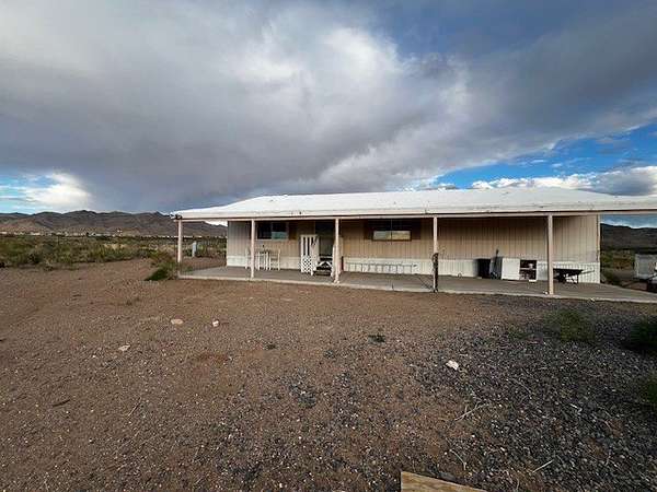 2.72 Acres of Residential Land with Home for Sale in Golden Valley, Arizona