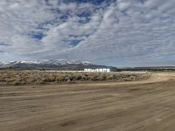 6 Acres of Commercial Land for Sale in Wells, Nevada