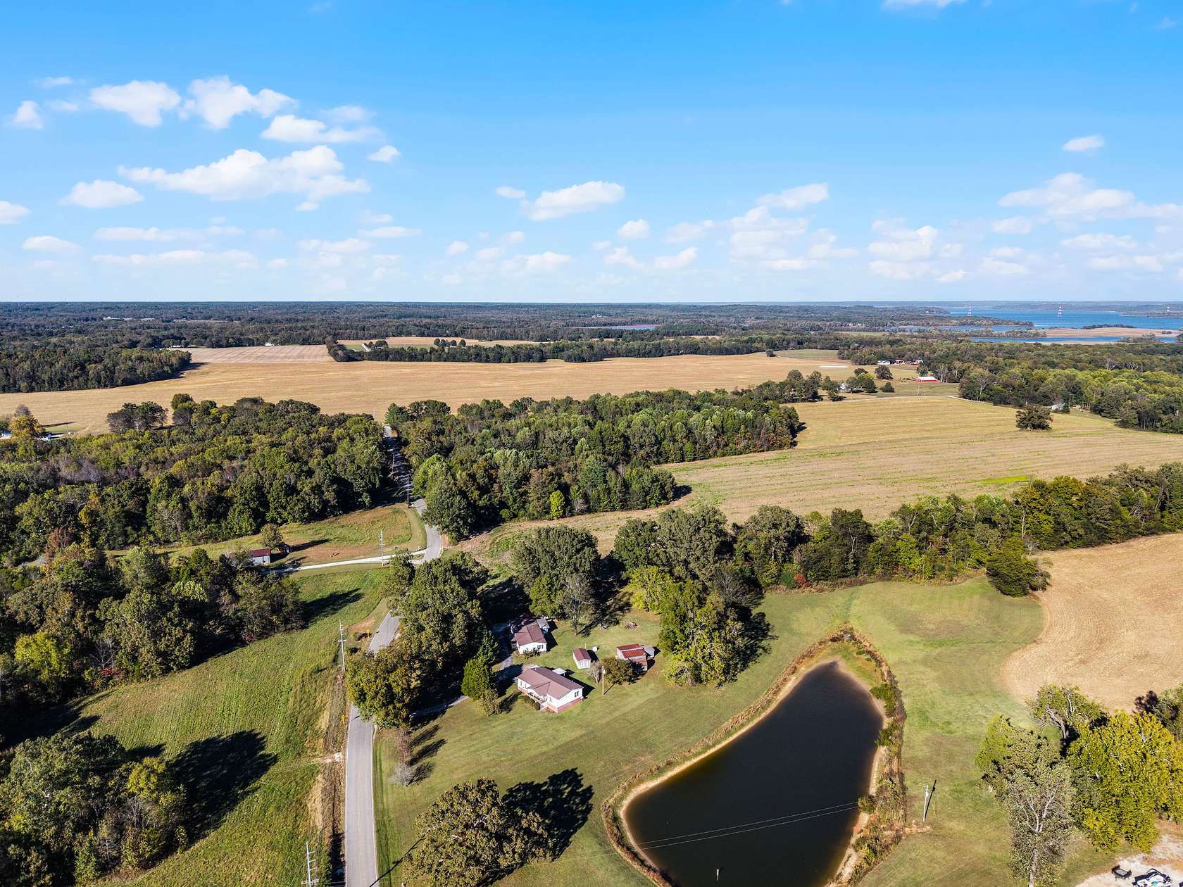 2.16 Acres of Residential Land with Home for Sale in Springville, Tennessee