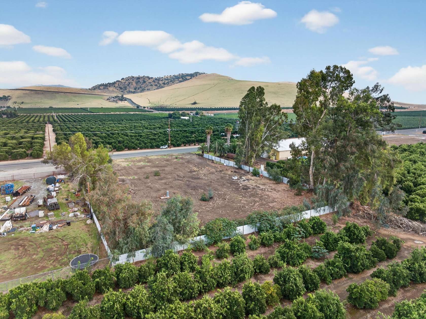 1.12 Acres of Commercial Land for Sale in Exeter, California