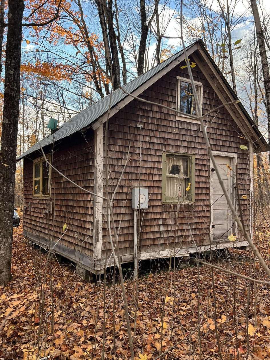 5 Acres of Residential Land for Sale in Hessel, Michigan