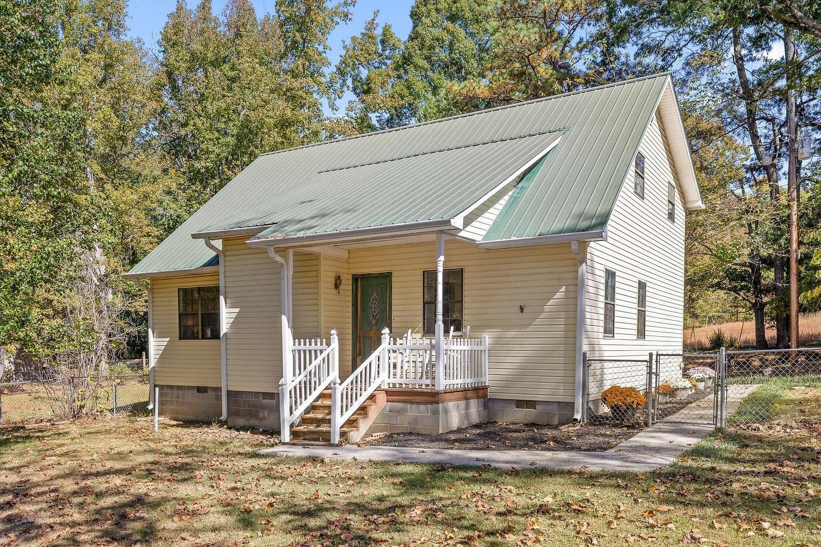 5 Acres of Land with Home for Sale in Flat Rock, Alabama