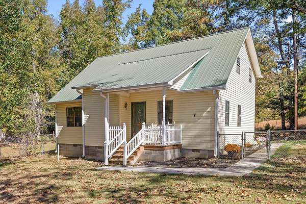 5 Acres of Land with Home for Sale in Flat Rock, Alabama