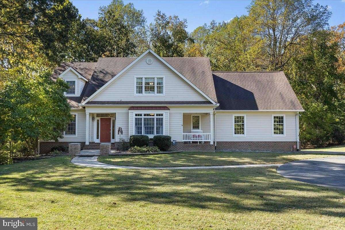 7 Acres of Residential Land with Home for Sale in Huntingtown, Maryland