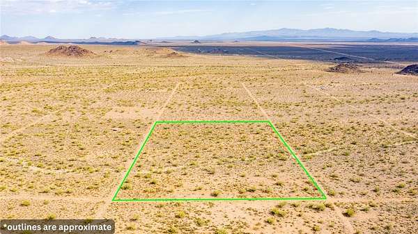 13.8 Acres of Land for Sale in Yucca, Arizona