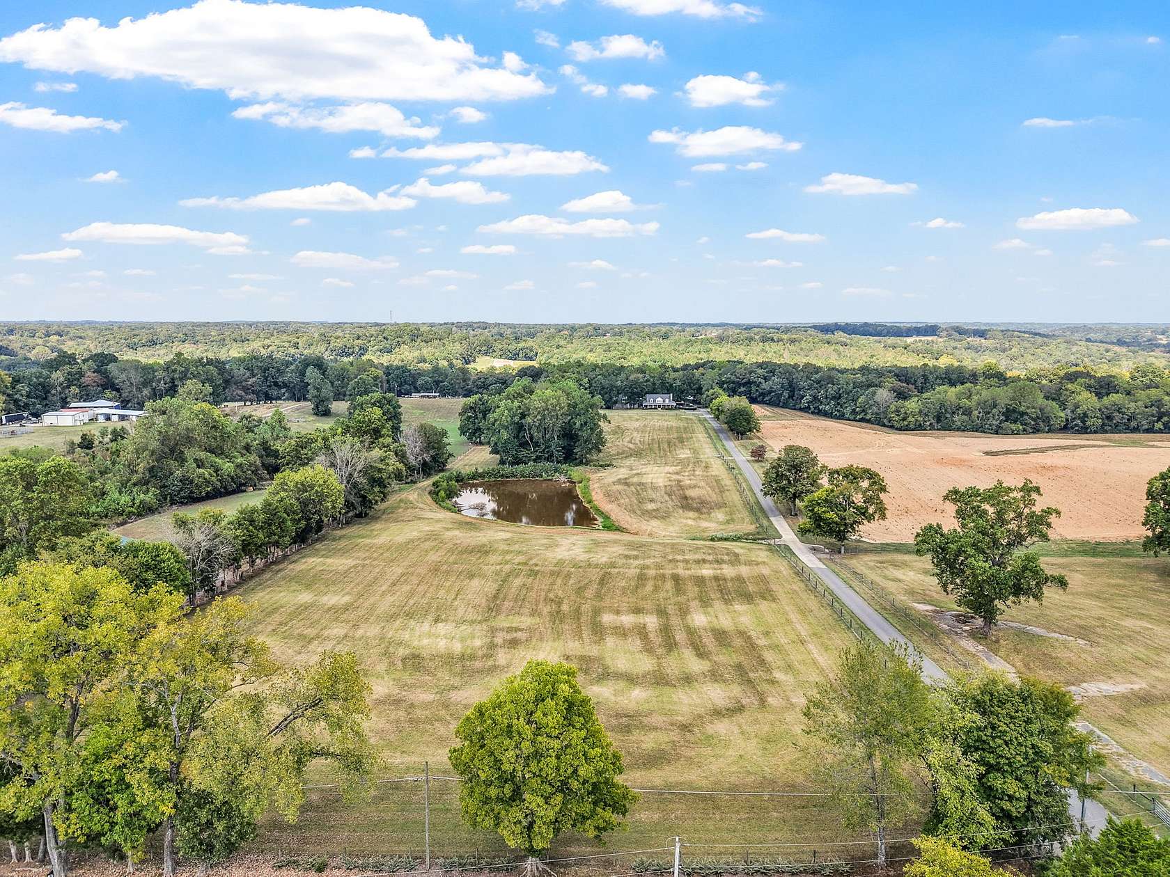 20.4 Acres of Land with Home for Sale in Ashland City, Tennessee