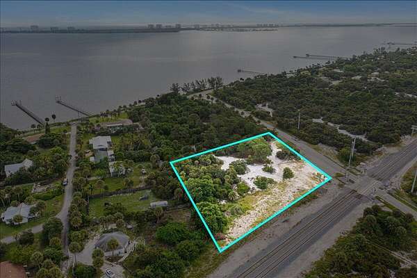 1.7 Acres of Residential Land for Sale in Port St. Lucie, Florida