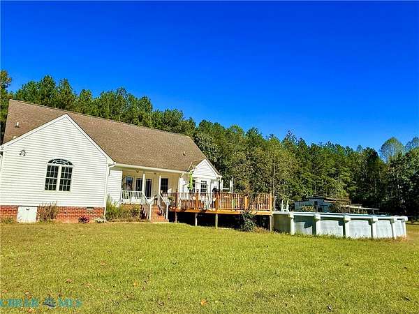 15.4 Acres of Recreational Land with Home for Sale in Lanexa, Virginia