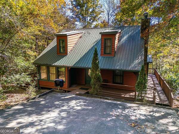 2 Acres of Residential Land with Home for Sale in Cleveland, Georgia