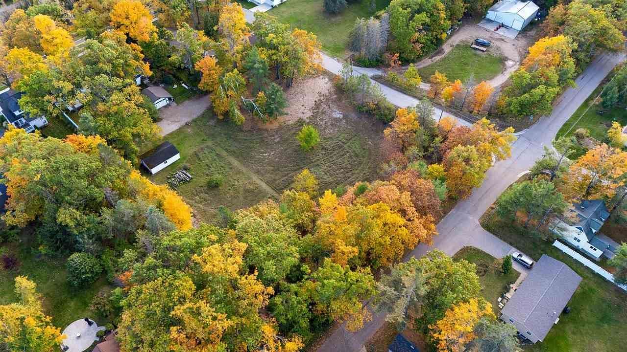 0.86 Acres of Residential Land for Sale in Harbor Springs, Michigan