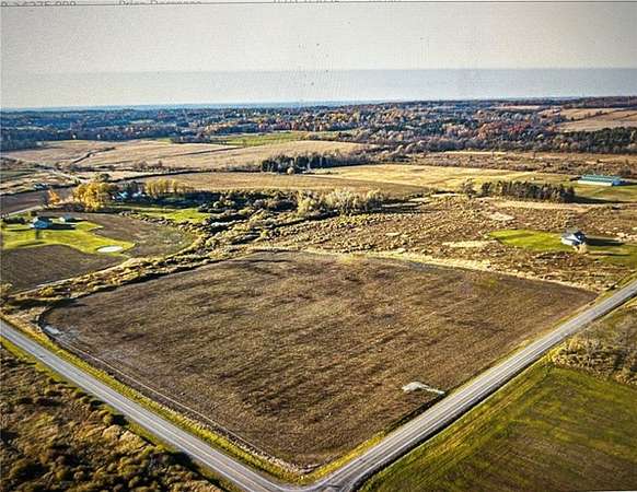 23.8 Acres of Land for Sale in Bloomfield, New York