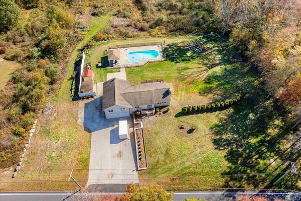 2.3 Acres of Residential Land with Home for Sale in Thompson, Connecticut