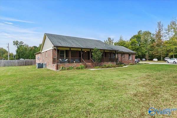 4 Acres of Land with Home for Sale in Ardmore, Alabama