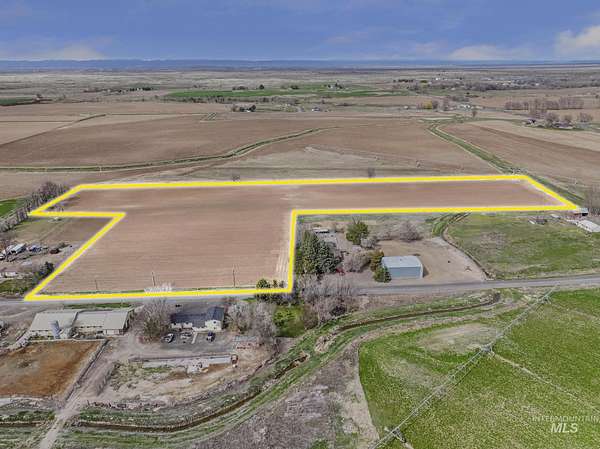 12.8 Acres of Land for Sale in Wendell, Idaho
