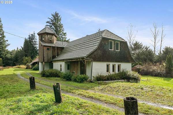 2 Acres of Residential Land with Home for Sale in Tillamook, Oregon