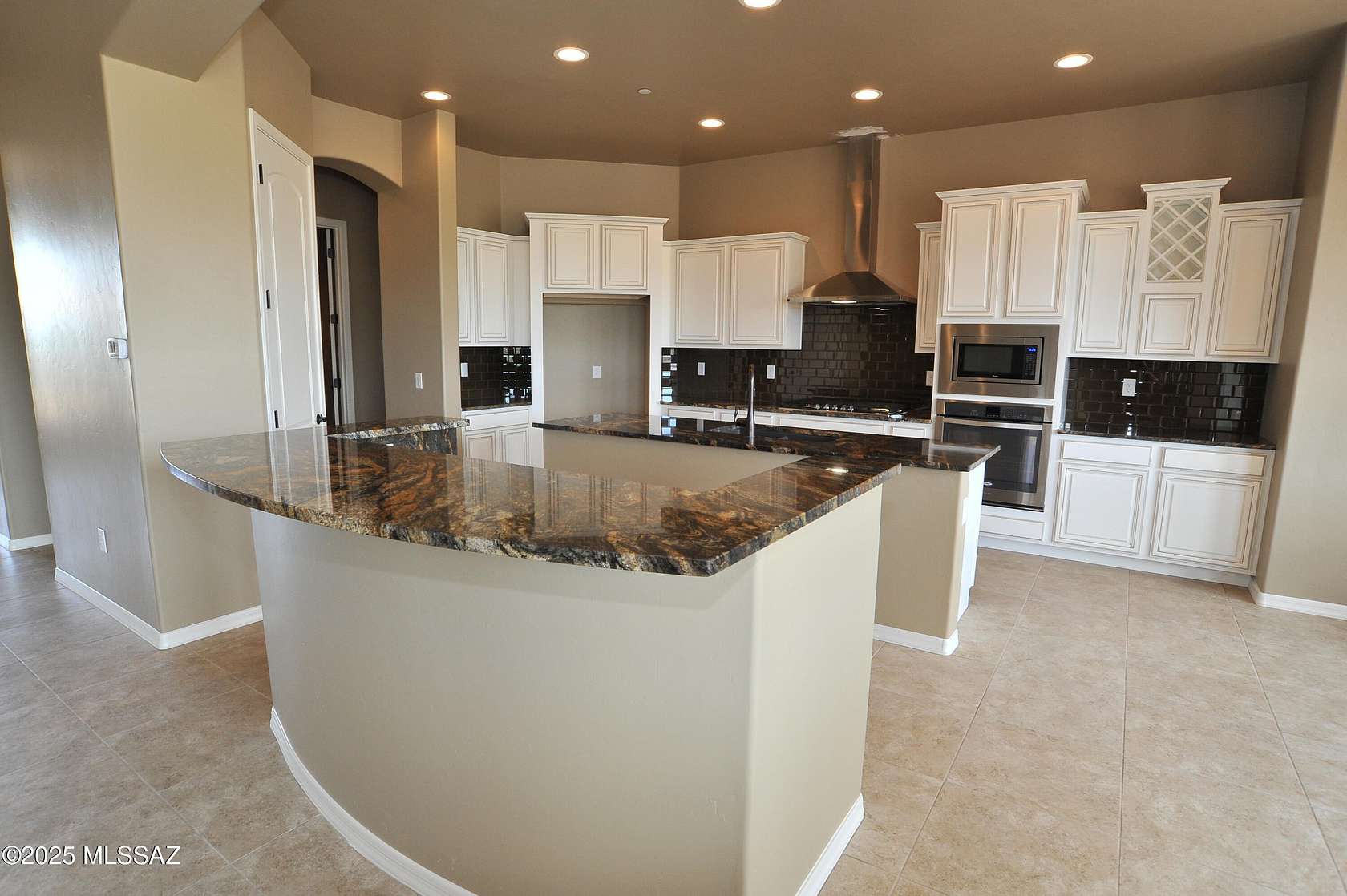 5.49 Acres of Residential Land with Home for Sale in Vail, Arizona