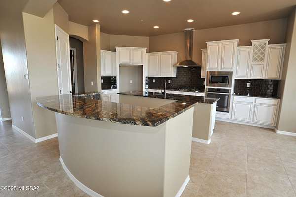 5.49 Acres of Residential Land with Home for Sale in Vail, Arizona