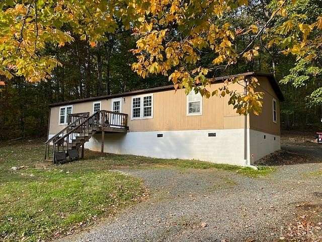 2.25 Acres of Residential Land with Home for Sale in Gladstone, Virginia