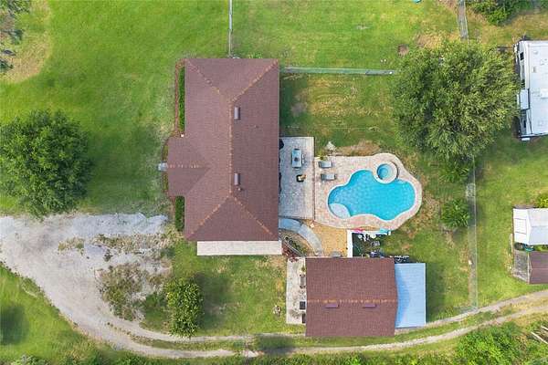 1.59 Acres of Residential Land with Home for Sale in Dover, Florida