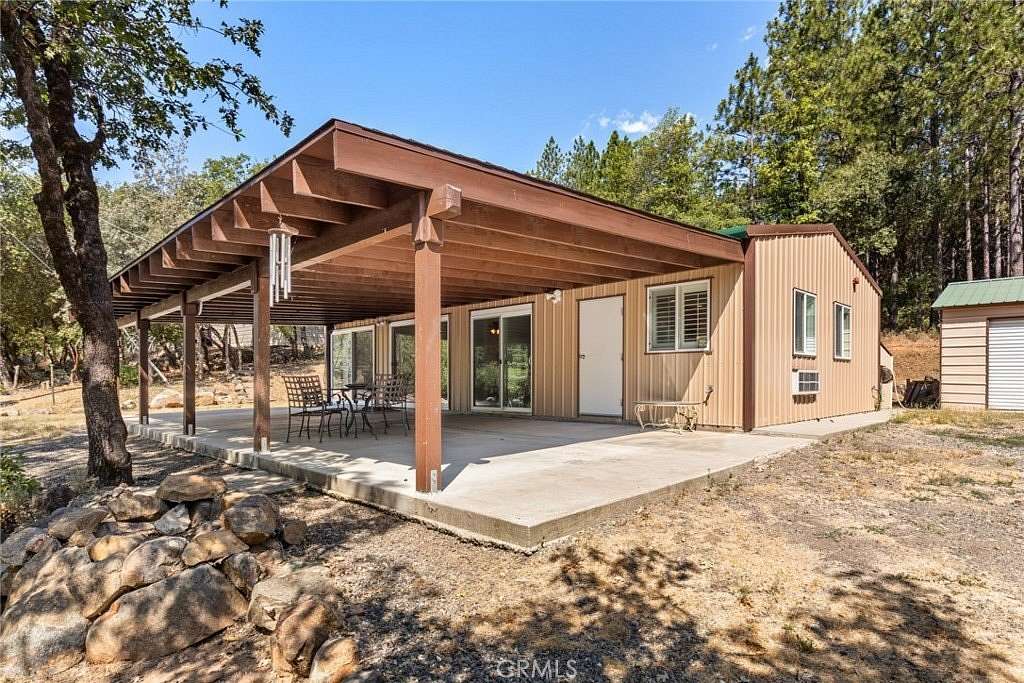 20.4 Acres of Agricultural Land with Home for Sale in Oroville, California