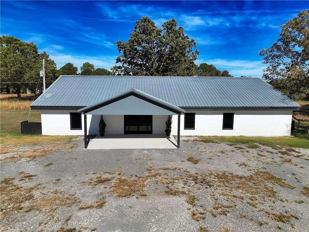 7 Acres of Improved Commercial Land for Sale in Tahlequah, Oklahoma