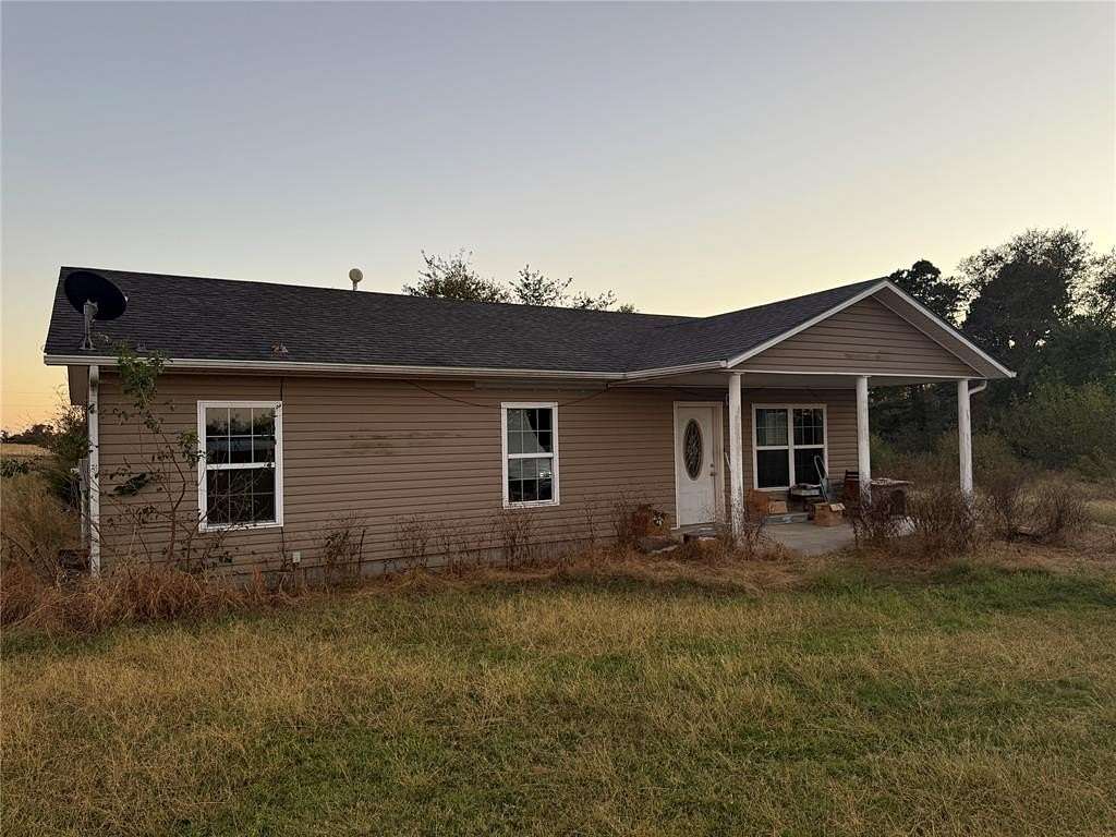 5.27 Acres of Land with Home for Sale in Wetumka, Oklahoma