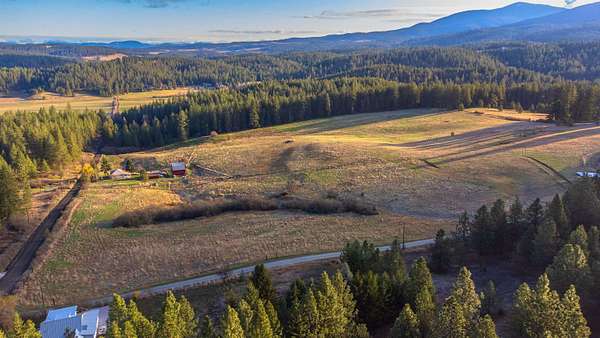 19.6 Acres of Land with Home for Sale in Colbert, Washington