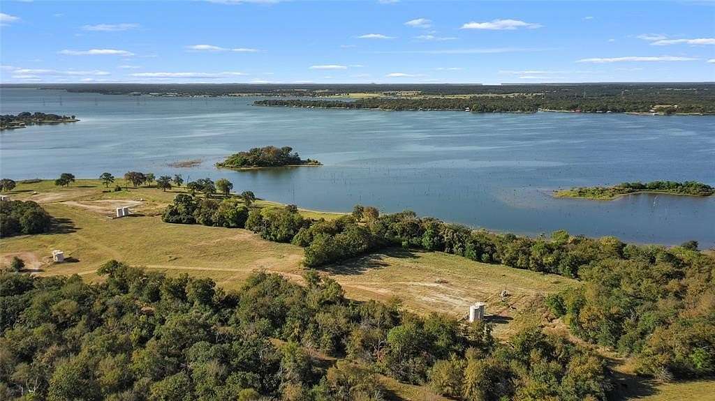 43 Acres of Recreational & Residential Land for Sale in Jewett, Texas